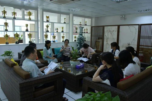 同課異構競芳菲，協同交流謀發展——記三校青年教師“同課異構”聯合教研活動