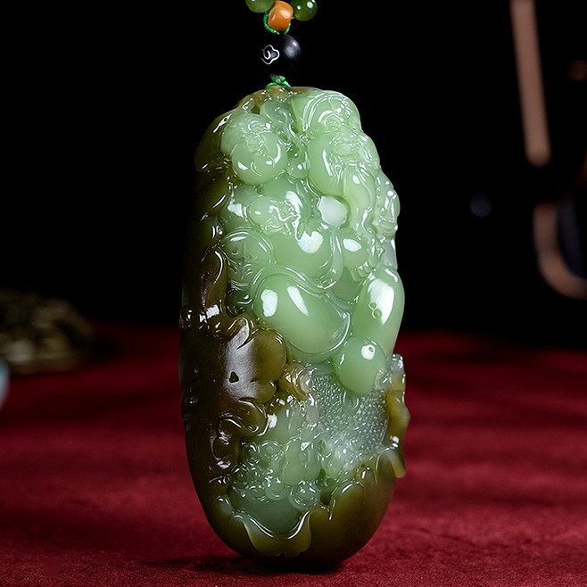 星光玉道和田玉彌勒佛新疆玉佛吊墜 女性玉石飾品的優雅選擇